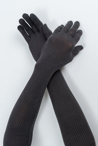 Delp Stockings Extra Long Ladies Silk Gloves. Soft Black color view on model. 
