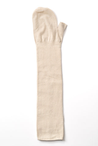 Delp Stockings Long Ladies Silk Fingerless Mitts. Cream color view on model. 